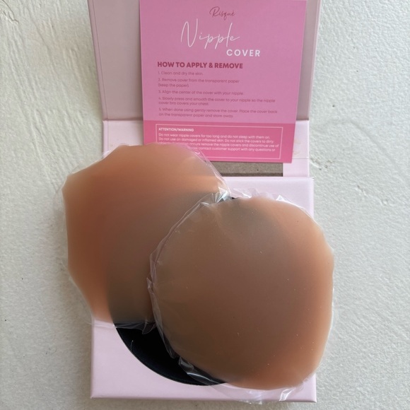 Risqué NWT Caramel Nipple Covers Reusable - Picture 4 of 4